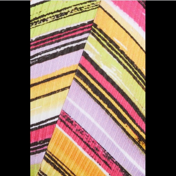 NWT Becca [ Small ]‎ Farah Jessica Reversible Bikini Top - Picture 4 of 12